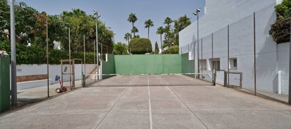 5 bedrooms House in Marbella, Spain No. 242066 28