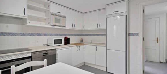 5 bedrooms House in Marbella, Spain No. 242066 21