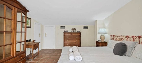 5 bedrooms House in Marbella, Spain No. 242066 16