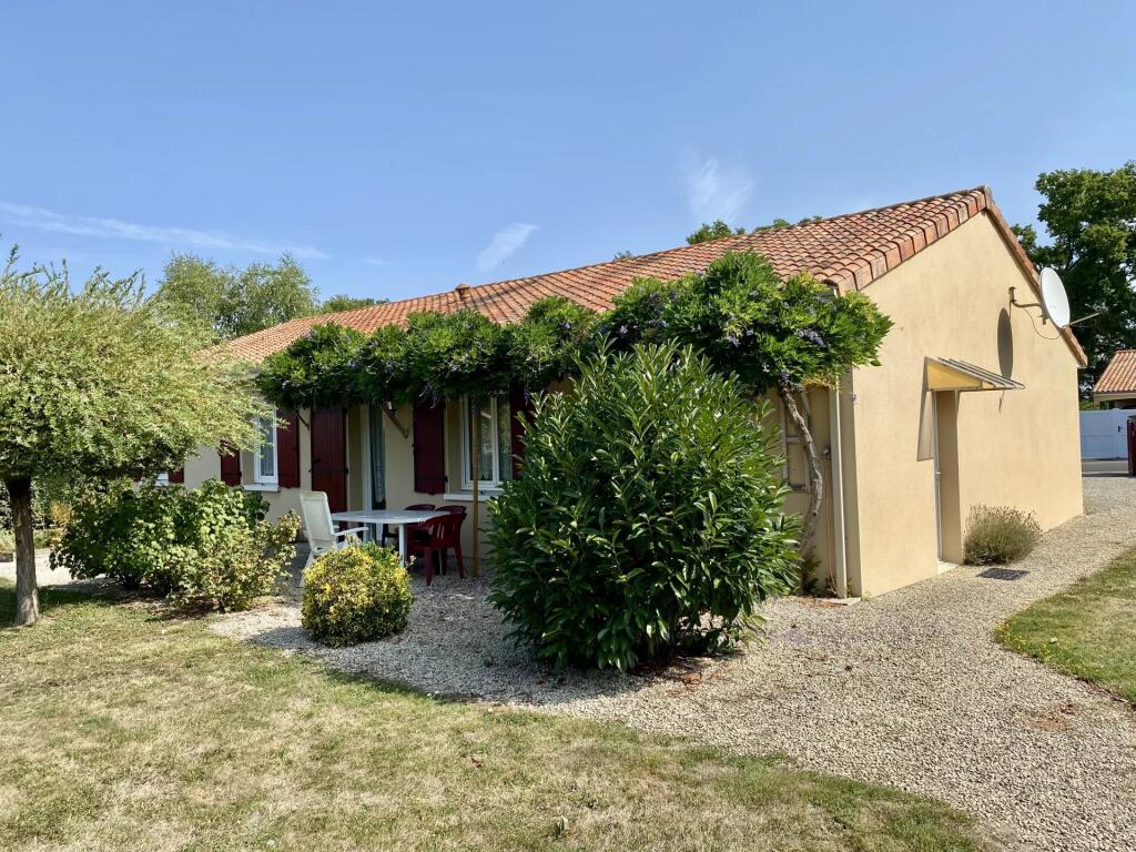 3 bedrooms Bungalow in Vienne, France No. 343606
