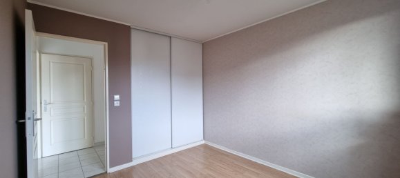 1 bedroom Apartment in Forbach, France No. 57432 6