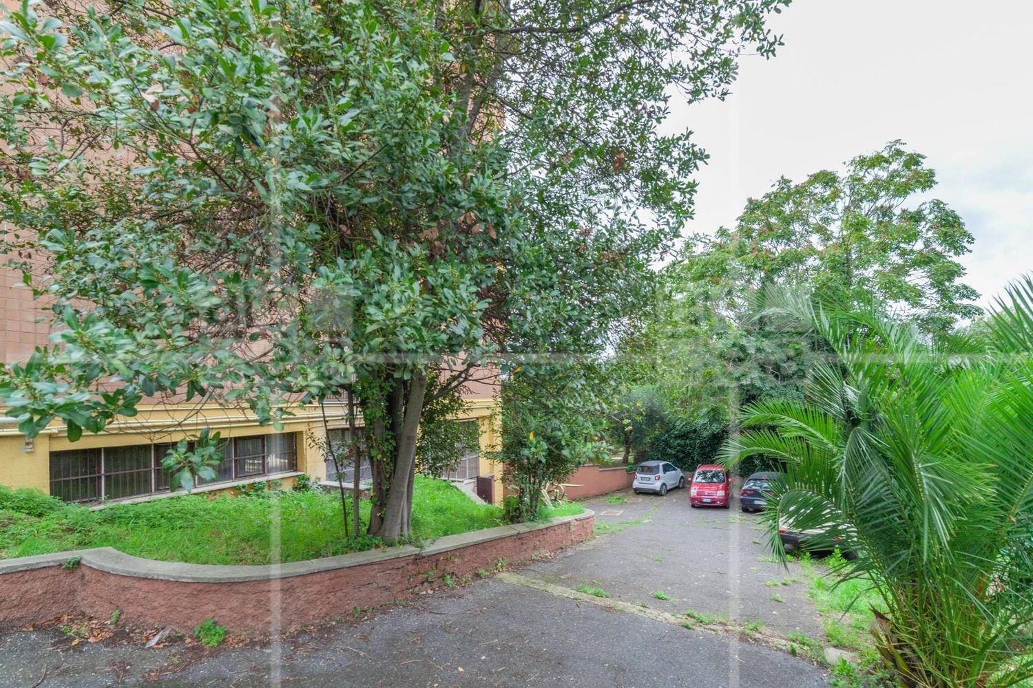  مستودع في Rome, Italy 700متر مربع رقم 311543