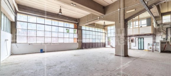  مستودع في Rome, Italy 700متر مربع رقم 311543 11