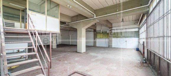  مستودع في Rome, Italy 700متر مربع رقم 311543 9