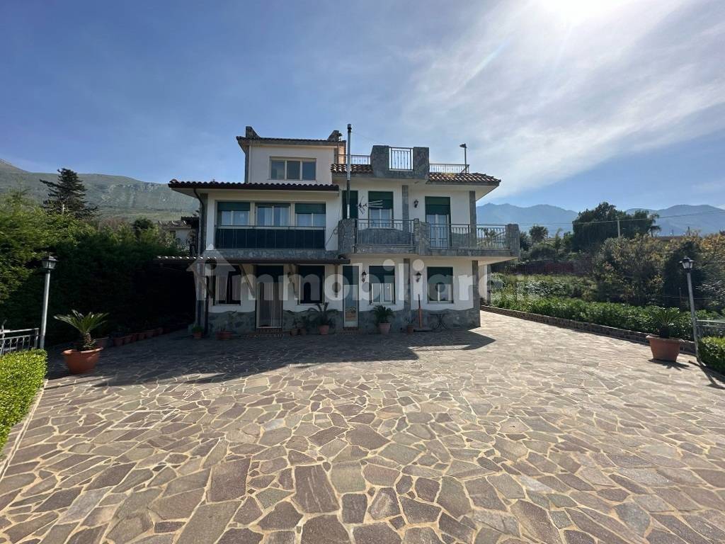 Casa T6 em Carini, Italy N.º 47547