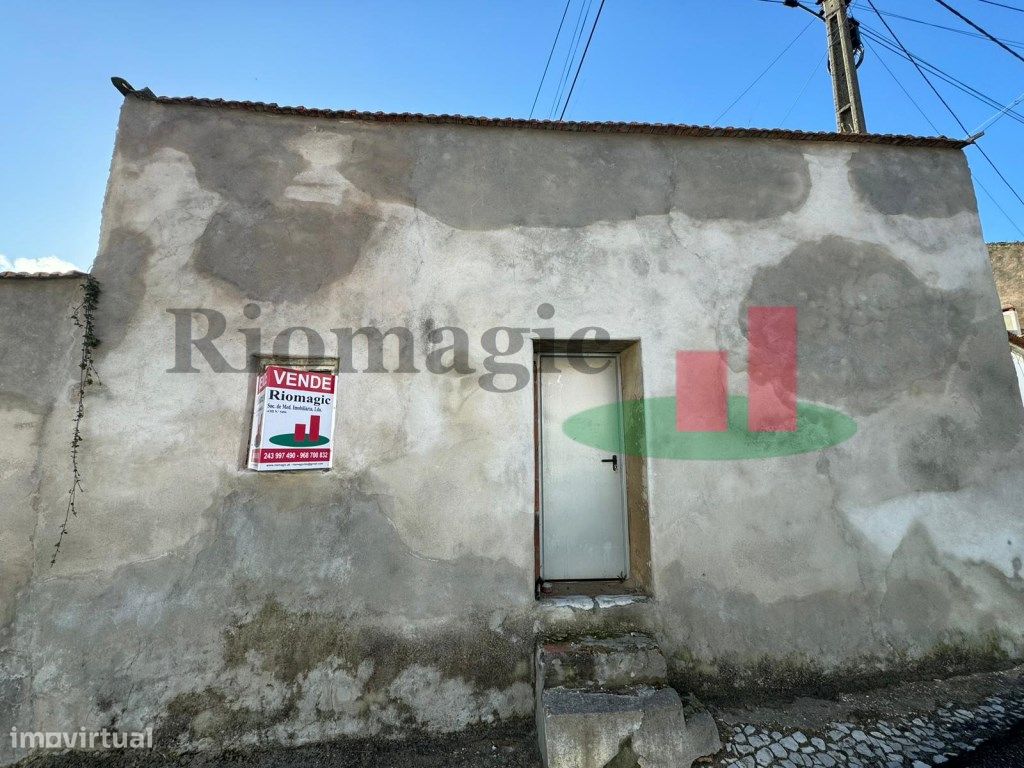 3 bedrooms House in Cartaxo, Portugal No. 86486