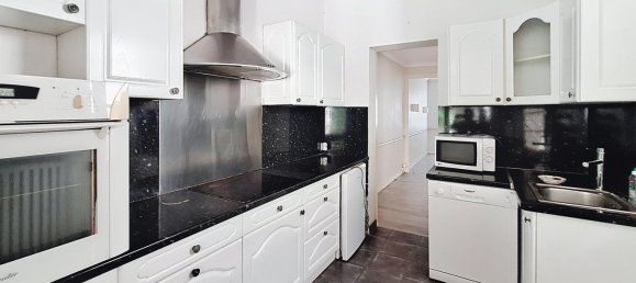 2 bedrooms House in Cognac, France No. 308507 3