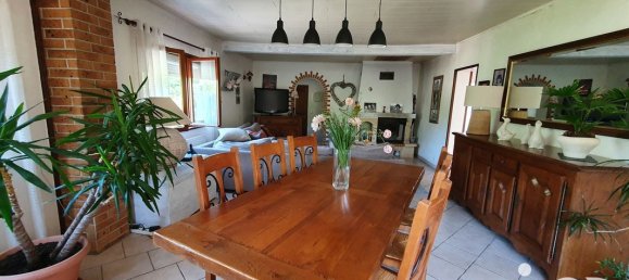 Casa de 3 dormitorios en Anchamps, France No. 329655 16