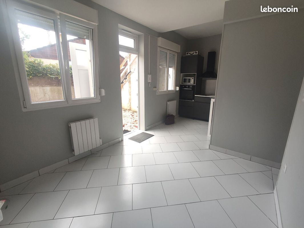 1 Schlafzimmer Wohnung in Fleury-les-Aubrais, France, Nr. 236450