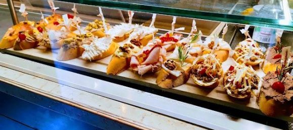 3 rooms Commercial property in Chioggia, Italy No. 228589 2