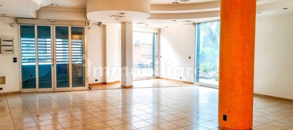 2-Zimmer Gewerbliche Immobilie in Catania, Italy, Nr. 42067 5