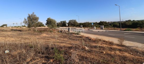 523m² Land in Albufeira, Portugal No. 153292 3
