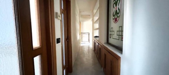 Apartamento T2 em Naples, Italy N.º 313635 8