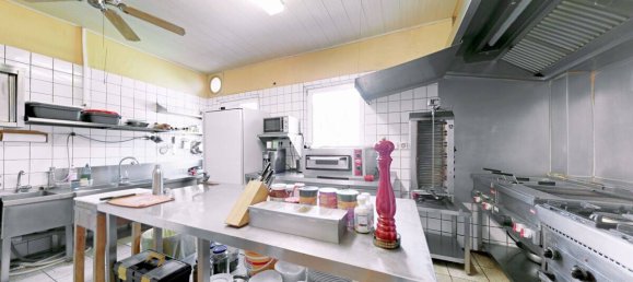 Кафе / ресторан с 4 спальнями в Швабах, Германия № 281748 8