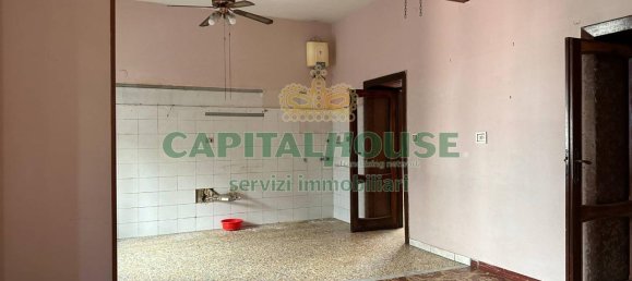 Apartamento de 4 divisões em Afragola, Italy N.º 39369 4