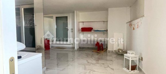 Ático de 3 dormitorios en Pesaro, Italy No. 196596 5