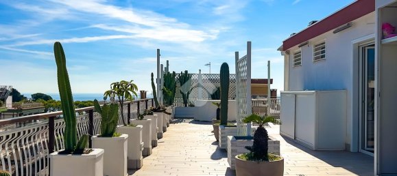 Пентхаус с 3 спальнями в Формия, Италия № 310118 30