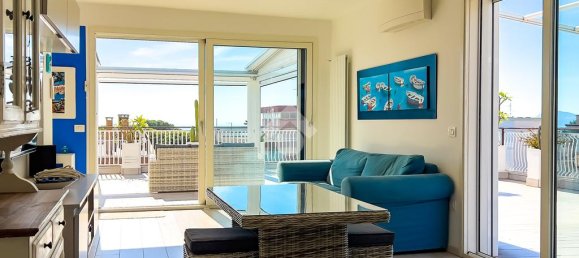 Пентхаус с 3 спальнями в Формия, Италия № 310118 7