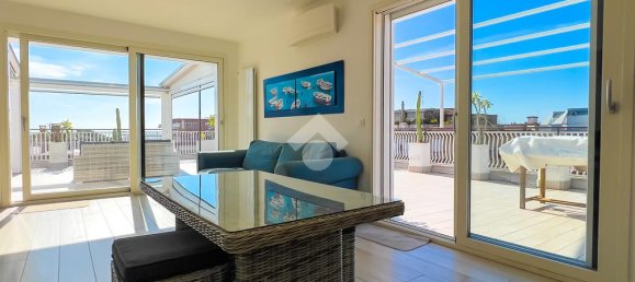 Пентхаус с 3 спальнями в Формия, Италия № 310118 6