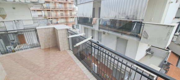 Квартира с 4 комнатами в Джульяно ин Кампанья, Италия № 26497 37