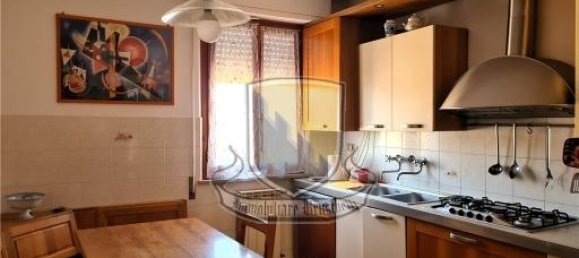5 rooms Apartment in Sovicille, Italy No. 30302 7