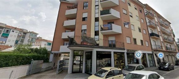 4-salle Appartement à Asti, Italy No. 283204 12