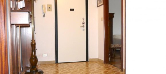 5-Zimmer Wohnung in Vercelli, Italy, Nr. 66797 8