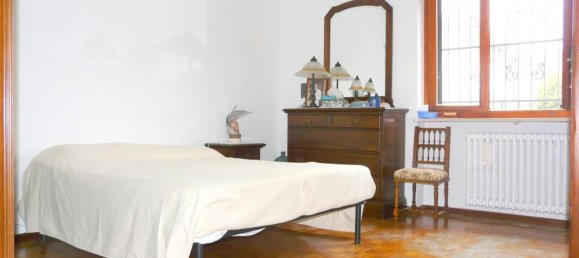 5-Zimmer Wohnung in Vercelli, Italy, Nr. 66797 4