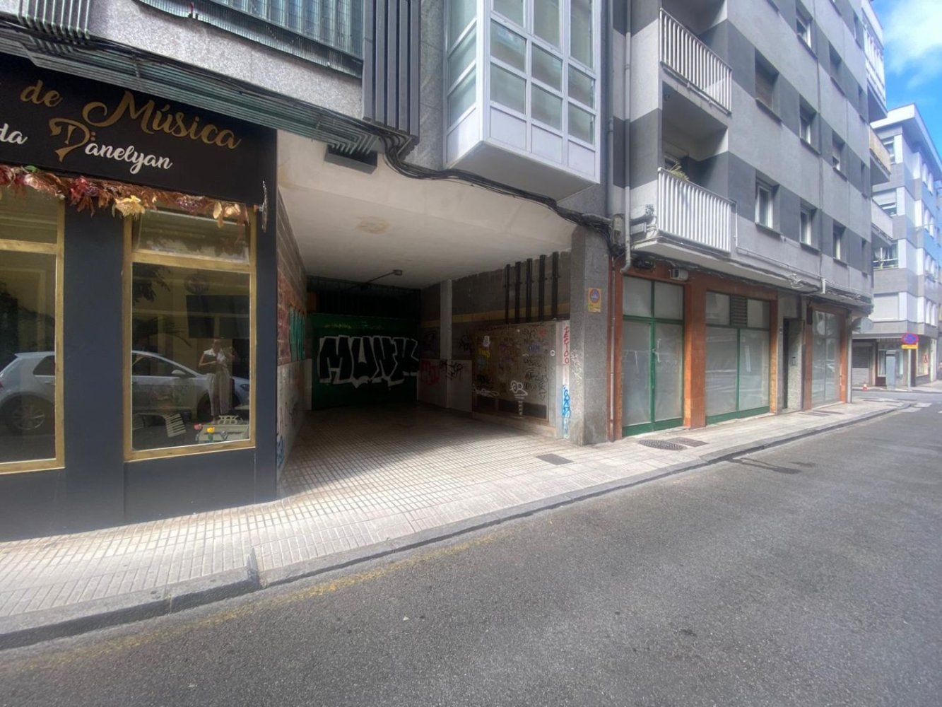 Гараж 10м² в Хихон, Испания № 167286