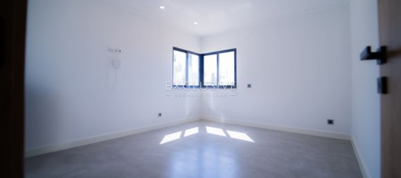 7 bedrooms Villa in Quarteira, Portugal No. 33035 24