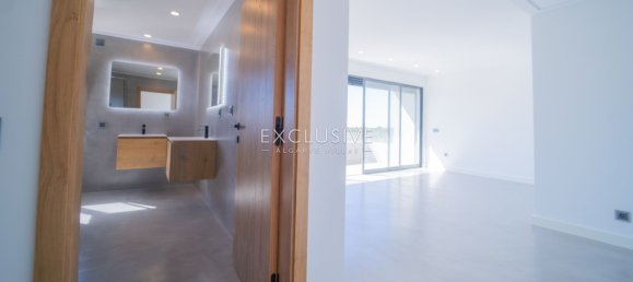 7 bedrooms Villa in Quarteira, Portugal No. 33035 17