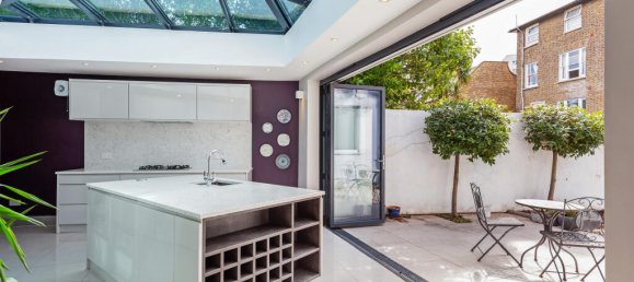 2 bedrooms Apartment in London, United Kingdom No. 13953 13