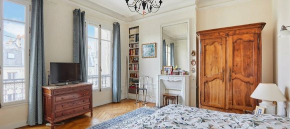 4 bedrooms Apartment in Paris, France No. 162877 8