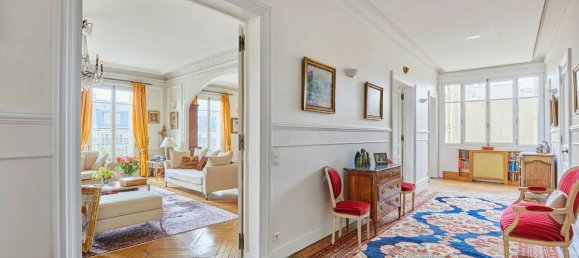 4 bedrooms Apartment in Paris, France No. 162877 5