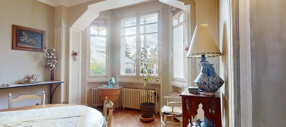 Casa de 7 dormitorios en Orleans, France No. 53397 8