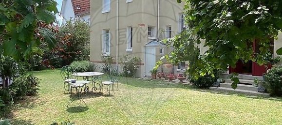 Casa de 7 dormitorios en Orleans, France No. 53397 28