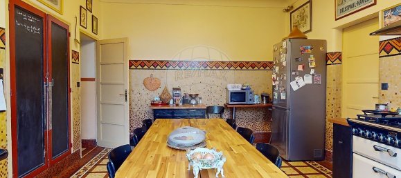 Casa de 7 dormitorios en Orleans, France No. 53397 16