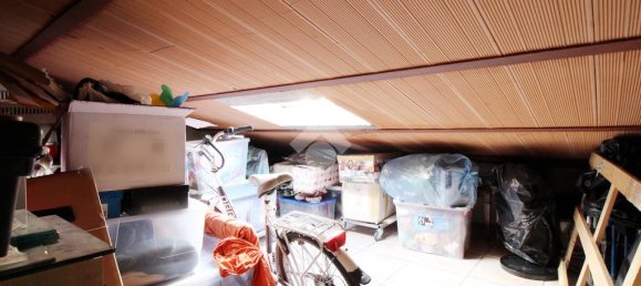 3 bedrooms House in Prato, Italy No. 60422 28