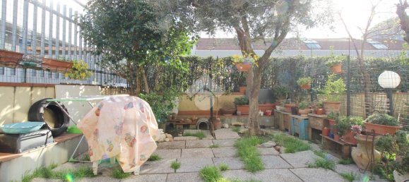 3 bedrooms House in Prato, Italy No. 60422 6