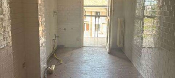 3-Zimmer Wohnung in Verano Brianza, Italy, Nr. 275381 6