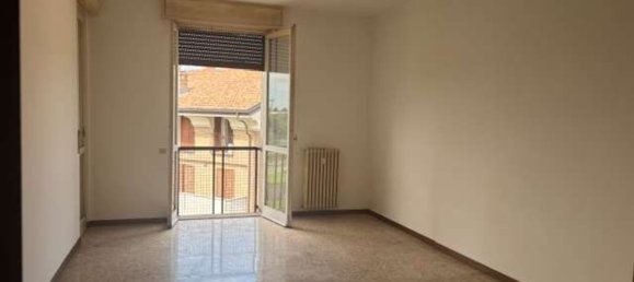 3-Zimmer Wohnung in Verano Brianza, Italy, Nr. 275381 5