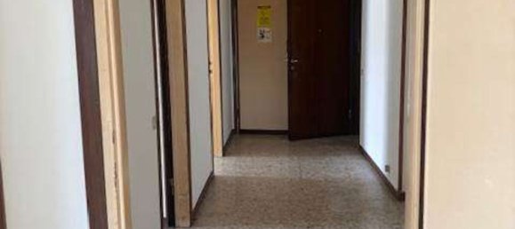 3-Zimmer Wohnung in Verano Brianza, Italy, Nr. 275381 17