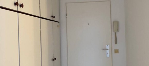 Studio in Neumunster, Germany No. 274304 6