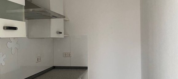 Studio in Neumunster, Germany No. 274304 5