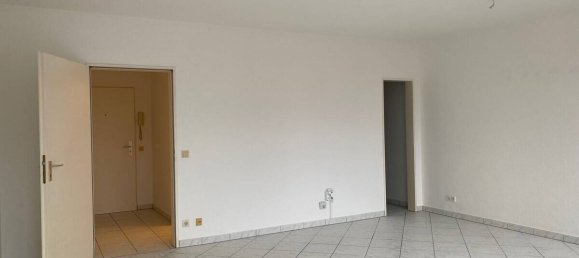 Studio in Neumunster, Germany No. 274304 4