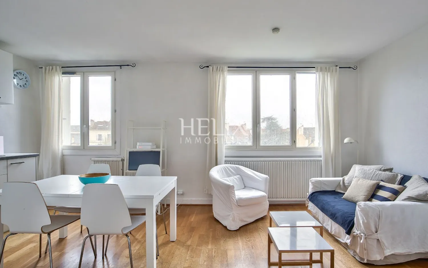 2 bedrooms Apartment in Saint-Germain-en-Laye, France No. 323552