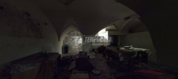 3 bedrooms House in Scorrano, Italy No. 27754 2