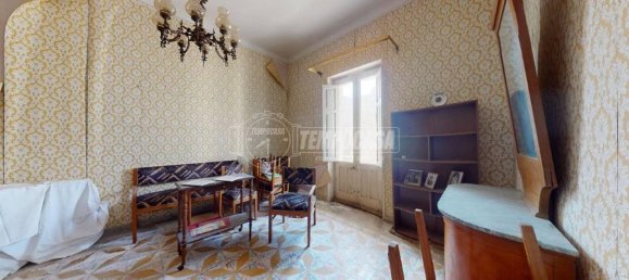 3 bedrooms House in Scorrano, Italy No. 27754 14