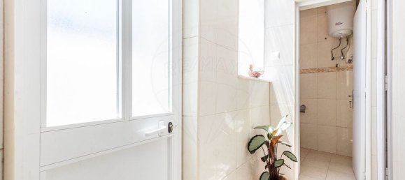 1 bedroom Apartment in Lisbon, Portugal No. 91698 11