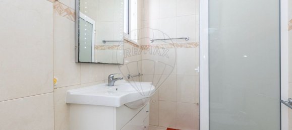 1 bedroom Apartment in Lisbon, Portugal No. 91698 10